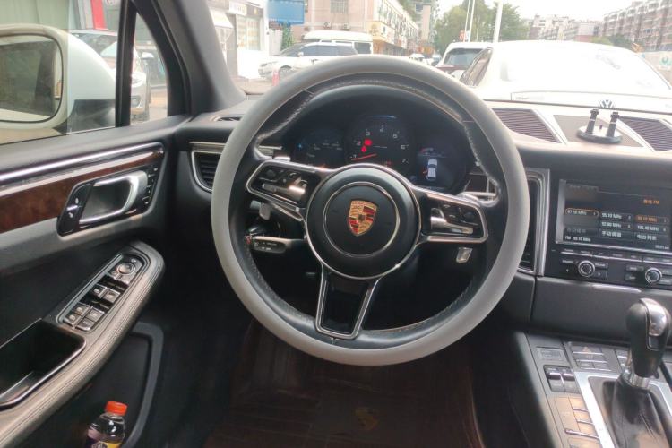 Used Porsche Macan 2014 Macan 2.0T
