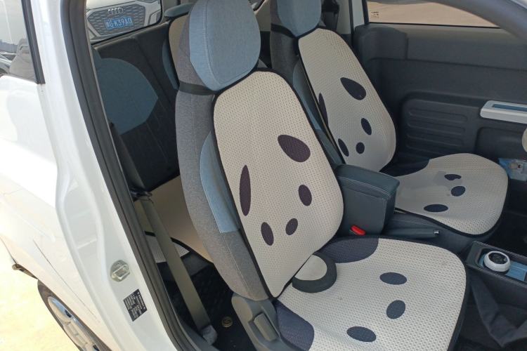 Used Geely Galaxy Panda 2023 Panda Mini 200km Endurance Bear Right Front Seat