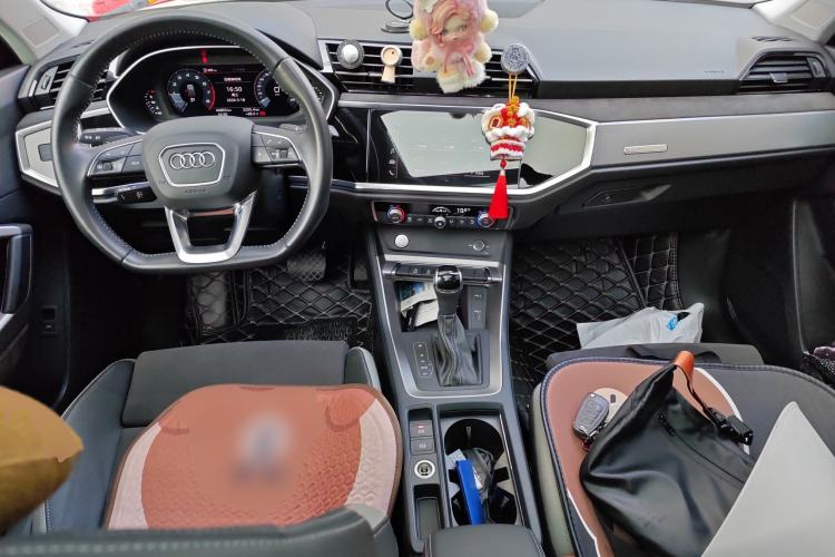 Used Audi Q3 2019 35 TFSI Fashion Dynamic Model
