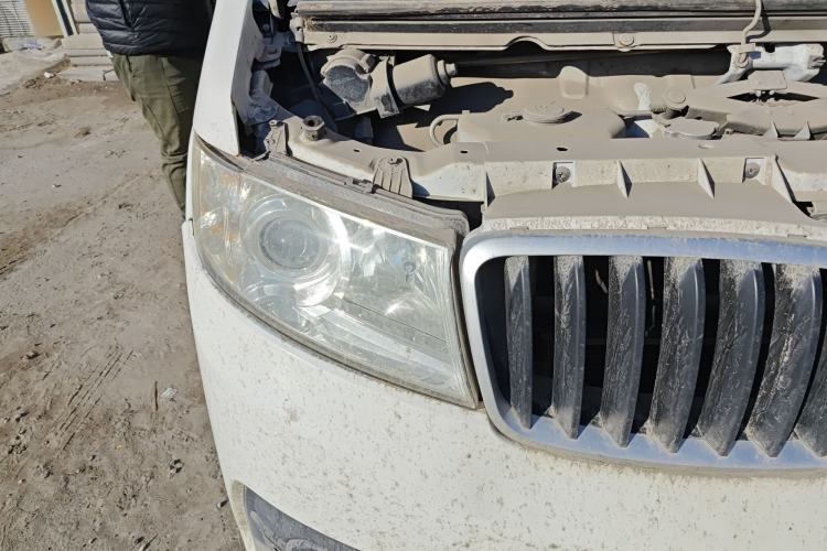 Used Jinbei Hiace X30 2020 1.5L Super-Comfortable Version China VI Standard SWC15M Right Front Headlight