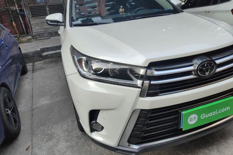 Used Toyota Highlander 2018 2.0T Four-Wheel Drive Prestige Version 7 Seats China VI Standard