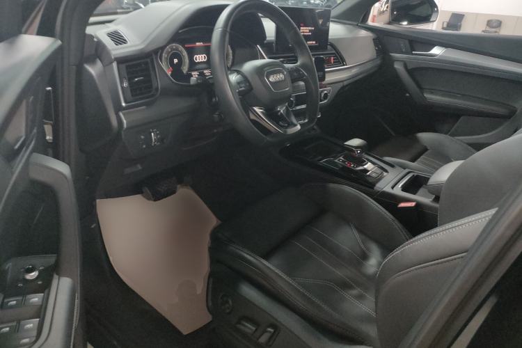 Used Audi Q5L Sportback 2022 40 TFSI Fashion Model