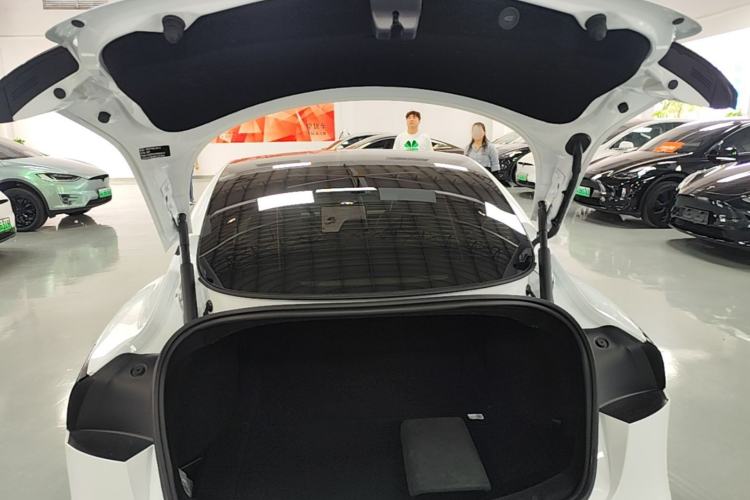 Used Tesla Model 3 2023 Long-Range All-Wheel-Drive Version