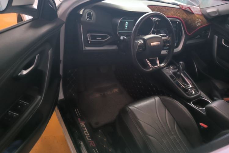 Used JETOUR X70 2018 1.5T Automatic YueXing Edition
