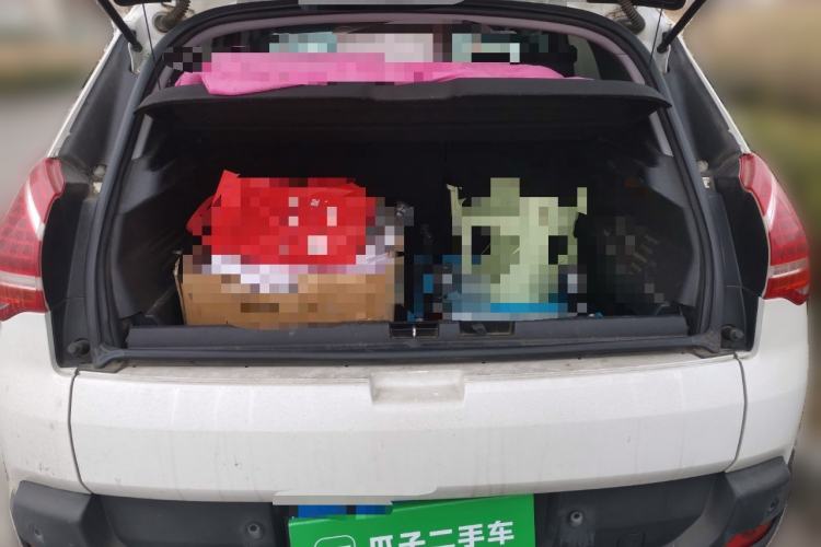 Used Peugeot 3008 2015 2.0L Automatic Classic Edition Trunk