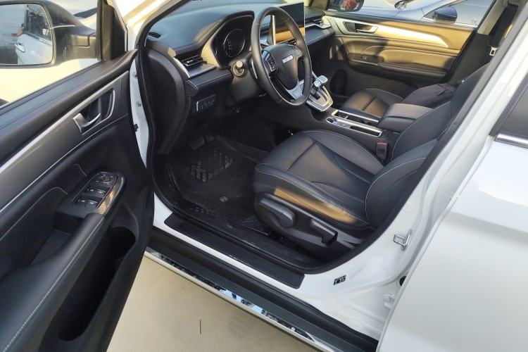 Used Haval M6 2021 PLUS 1.5T DCT Luxury Smart Connectivity Model