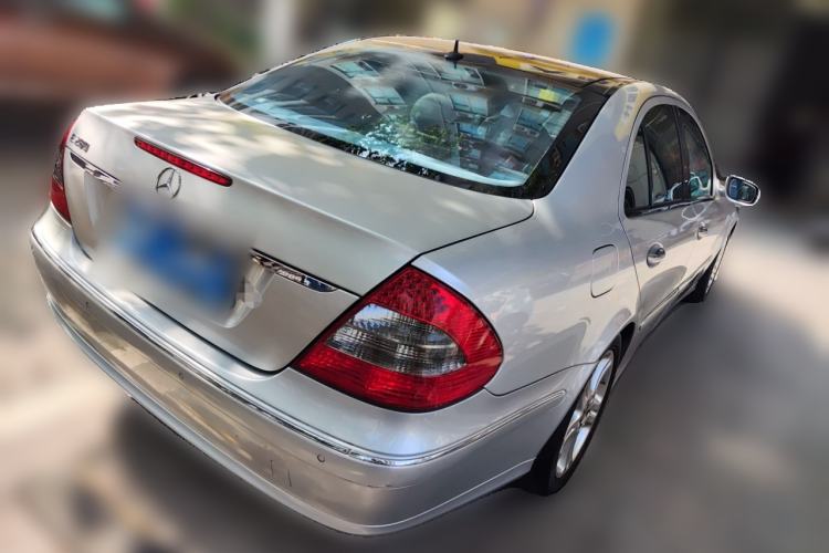 Used Mercedes-Benz E-Class 2007 E 280 Fashion Model Rear Right 45 Deg