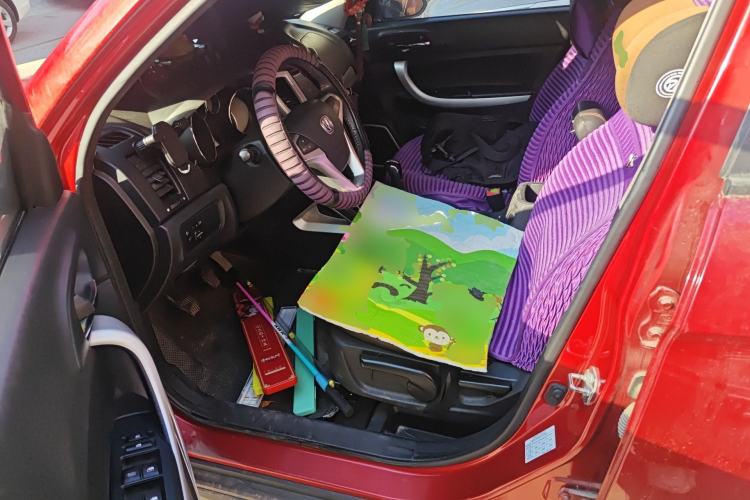 Used CHANGAN CS35 2015 1.6L Manual Luxury Model China V Standard