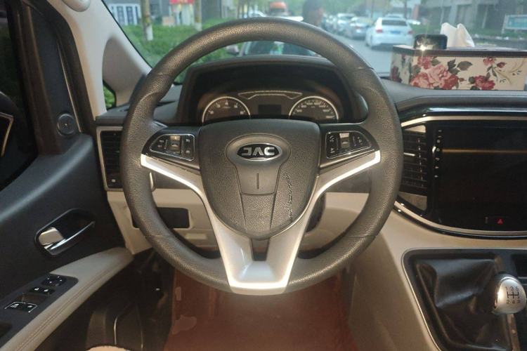 Used JAC Refine M4 2021 2.0L Manual Commercial Edition