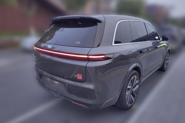 Used Li Auto L8 2023 Pro Model
