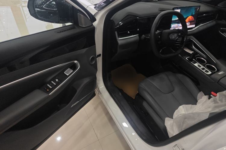 Used Geely Auto Emgrand X7 Sport 2026 Model 1.5TD Aspirational