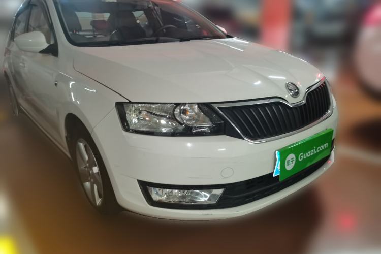 Used Skoda Rapid 2013 1.6L Automatic Smart Selection Model