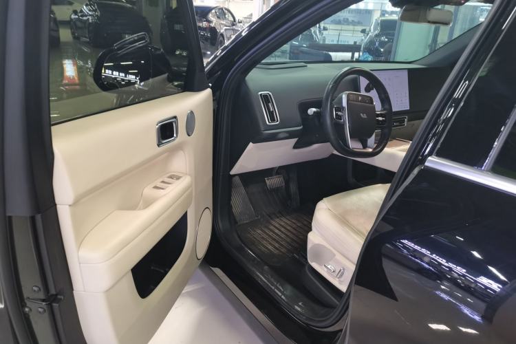 Used Li Auto L6 2024 Pro Model
