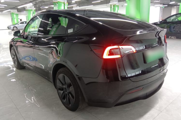 Used Tesla Model Y 2023 Rear-Wheel-Drive Version Rear Left 45 Deg