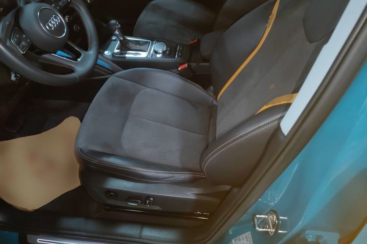 Used Audi Q2L e-tron 2022 Q2L e-tron Pure Electric Smart Enjoyment Model
