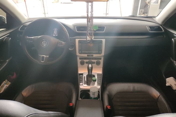 Used Volkswagen Magotan 2016 1.8TSI Luxury Comfort Model