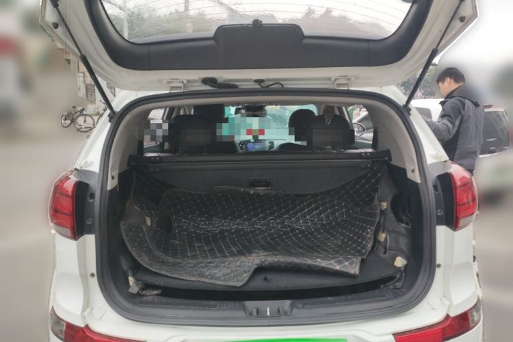 Used Kia Sportage R 2016 2.0L Automatic Two-Wheel Drive GL Trunk