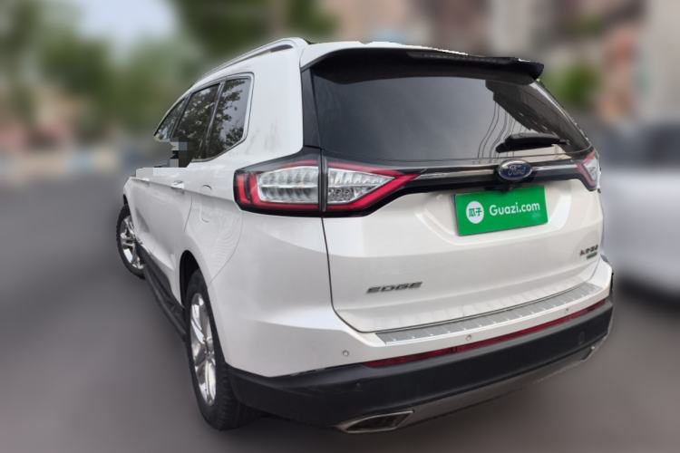 Used Ford Edge 2016 EcoBoost 245 Two-Wheel-Drive Titanium 7-Seater
