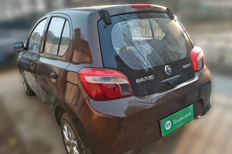 Used Venucia R30 2014 1.2L Manual Enjoyment Edition