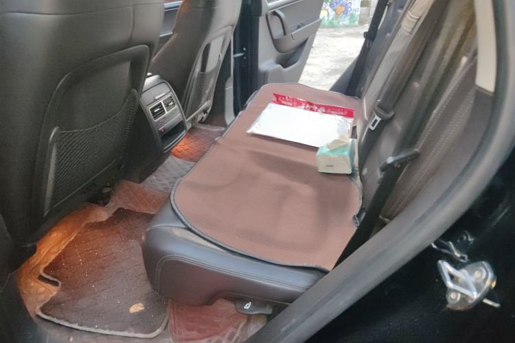 Used Volkswagen Touareg 2011 3.0 TSI High-End Version
