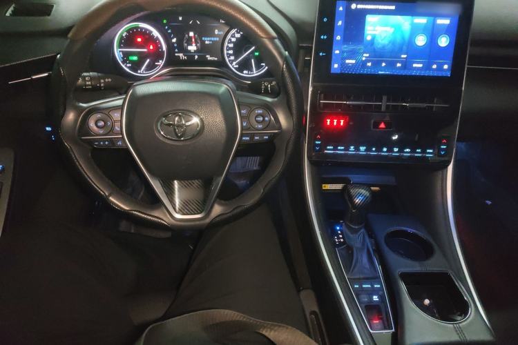 Used Toyota Avalon 2023 Dual-Engine 2.5L Luxury Edition
