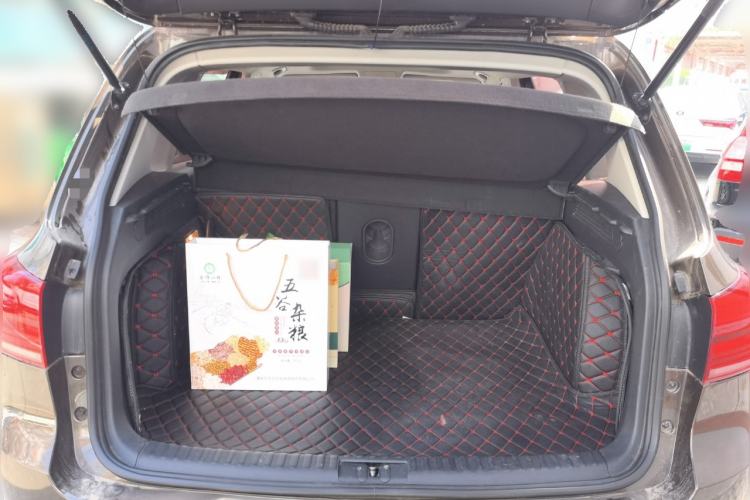 Used Volkswagen Tiguan 2016 300TSI Automatic All-Wheel Drive Luxury Edition Trunk