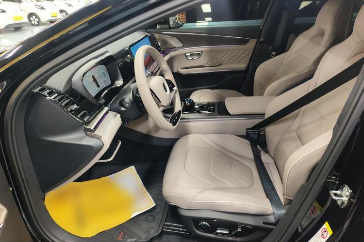 Used BYD Han 2024 EV Glory Edition 610 km All-Wheel Drive "Tian Shen Zhi Jia" Intelligent Driving Model