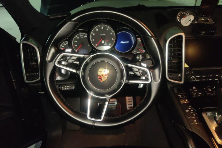 Used Porsche Cayenne 2016 Cayenne Platinum Edition 3.0T