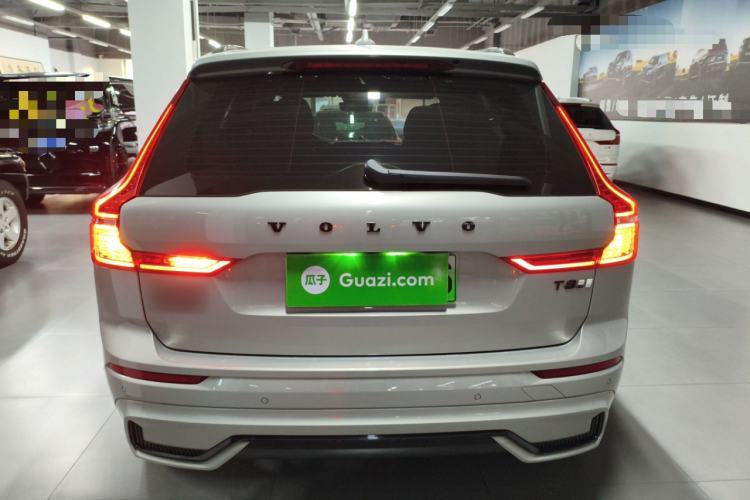 Used Volvo XC60 New Energy 2025 Plug-in Hybrid Long-Range All-Wheel Drive Zhiyuan Sport Edition