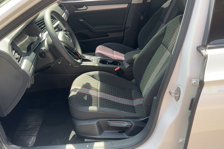 Used Volkswagen Lamando 2019 230TSI DSG Fashion Edition China V Standard