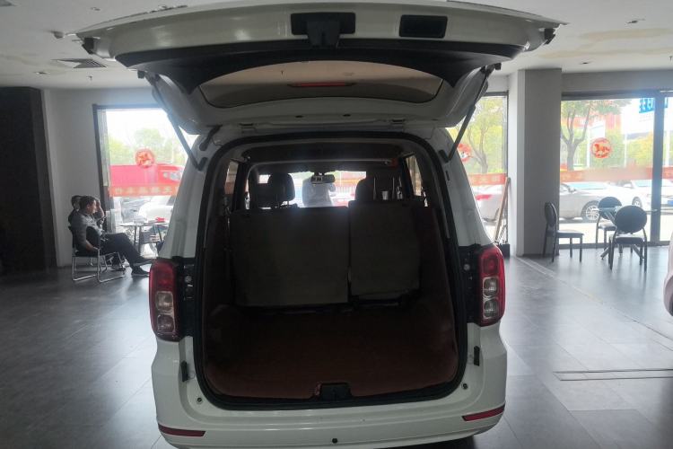 Used Wuling Hongguang 2019 1.5L S Standard Version China VI LAR Trunk
