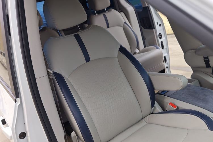 Used SAIC MAXUS G10 2022 2.0T Automatic Elite Edition Gasoline 7-Seater