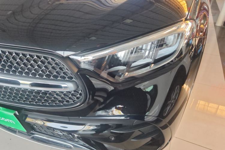 Used Mercedes-Benz GLC 2025 Refreshed GLC 300 L 4MATIC Dynamic Version 5 Seats
