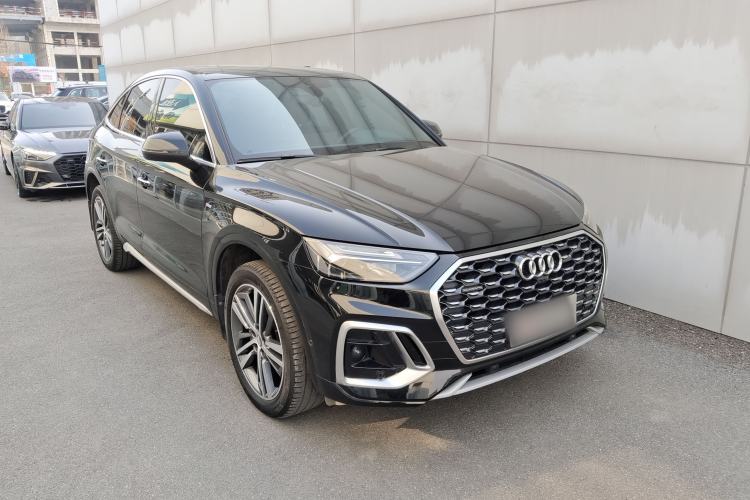 Used Audi Q5L Sportback 2021 40 TFSI Luxury Edition Front Right 45 Deg