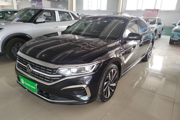 Used Volkswagen Passat 2023 330TSI Luxury Edition