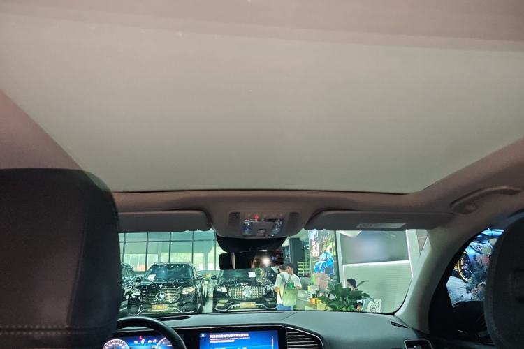 Used Mercedes-Benz GLE 2024 GLE 450 4MATIC Luxury Model Headliner