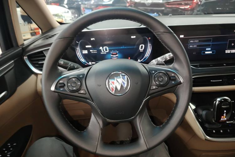 Used Buick GL8 2021 ES Land Cruiser 653T Flagship Model Steering Wheel
