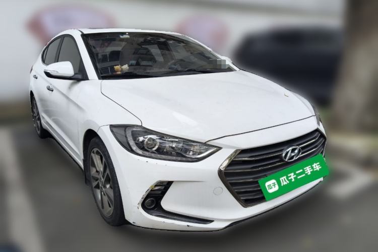 Used Hyundai Elantra (6th Generation / Lingdong) 2018 1.6L Automatic 15th Anniversary Special Edition Front Right 45 Deg