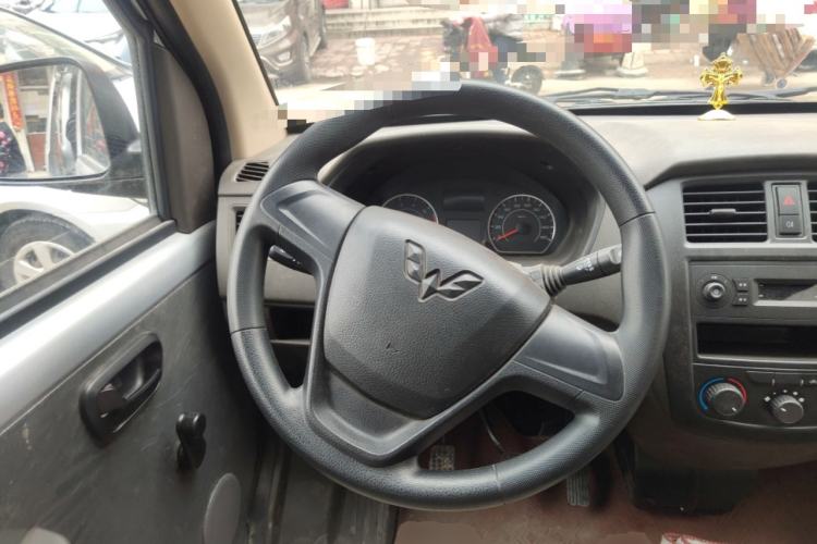 Used Wuling Rongguang S 2023 1.5L Base Version 5/7 Seats