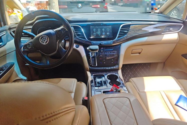 Used Buick GL8 2017 ES 28T Luxury Model China V Standard
