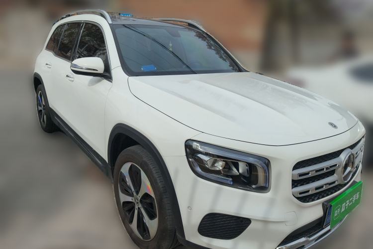 Used Mercedes-Benz GLB 2022 GLB 220 Fashion Model Front Right 45 Deg