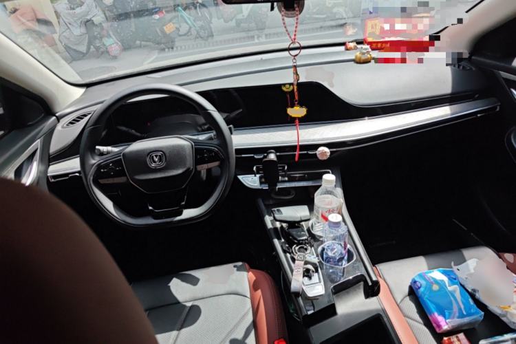 Used CHANGAN Eado 2023 Changan Edition PLUS Blue Whale NE 1.4T GDI DCT Prestige Version