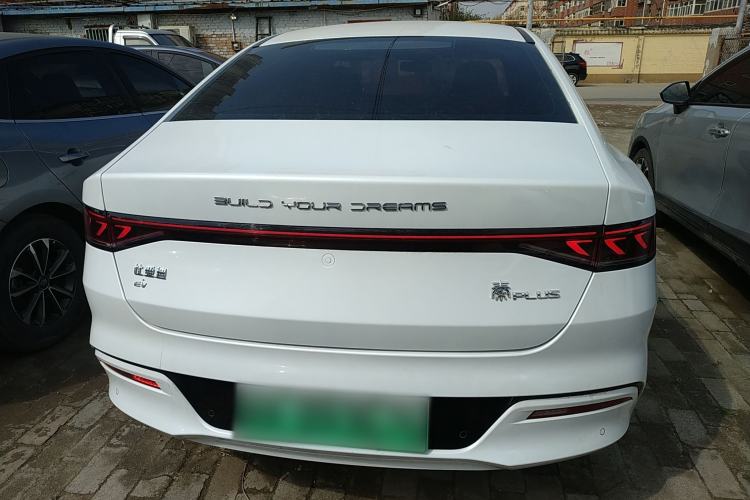 Used BYD Qin PLUS 2024 Honor Edition EV 510KM Beyond Model