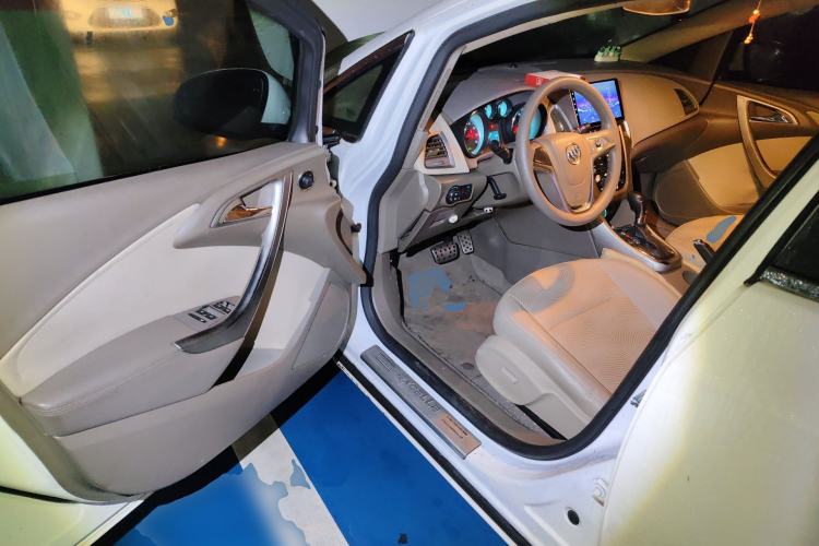 Used Buick GT 2013 GT 1.6L Automatic Fashion Edition
