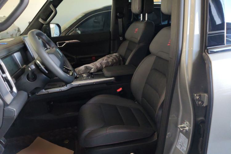 Used JETOUR Traveler 2023 2.0T All-Wheel Drive Conquer PRO
