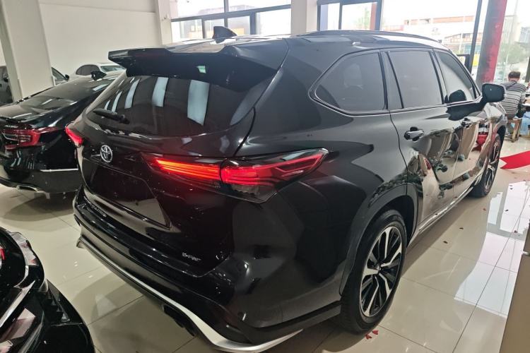 Used Toyota Crown Kluger 2021 2.5L HEV Four-Wheel Drive Premium Edition Rear Right 45 Deg