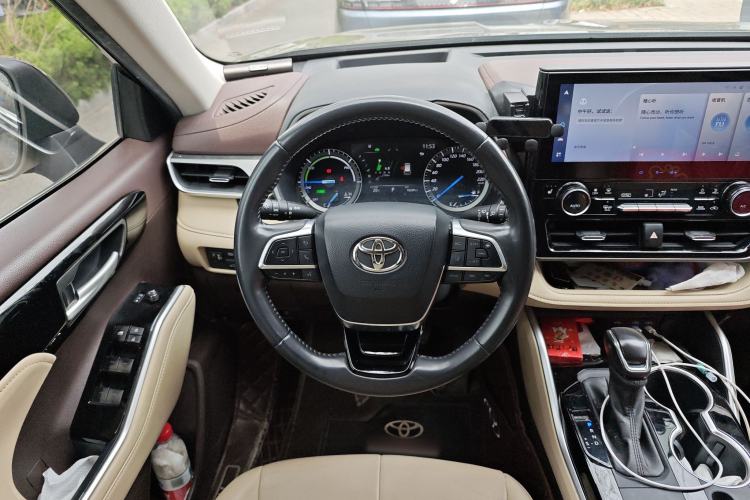 Used Toyota Highlander 2022 Dual-Engine 2.5L Four-Wheel Drive Prestige Version 7 Seats