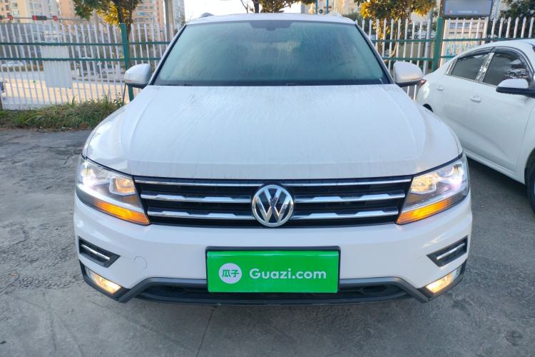 Used Volkswagen Tiguan L 2020 330TSI Automatic Two-Wheel Drive Panoramic Comfort Edition China VI Standard
