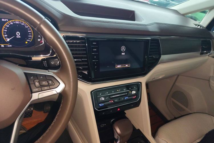 Used Volkswagen Viloran 2020 330TSI Luxury Edition