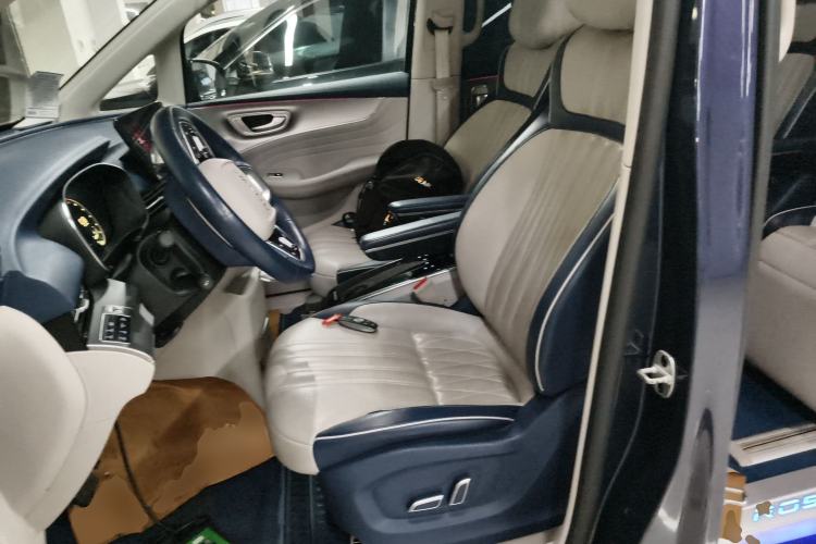 Used Roewe iMAX8 2021 400TGI Supreme Series Prestige Edition